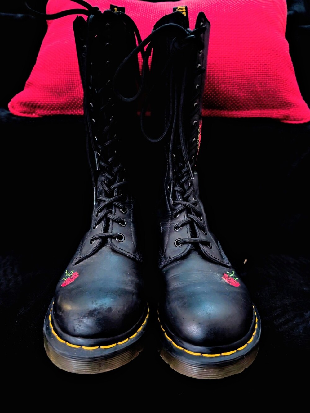 Dr. Martens Vonda mid-calf boots (14-eye) - Picture 5 of 9